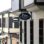 Pera Boutique
