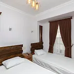 Pera Boutique Otel 2*