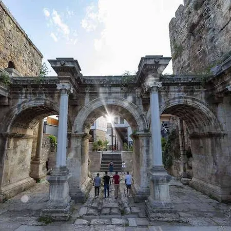 Pera Boutique Hotel 2*