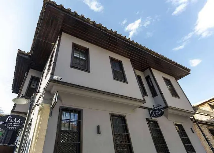Pera Boutique