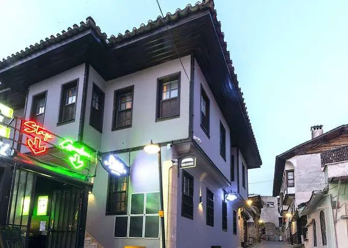 Pera Boutique Szálloda 2*