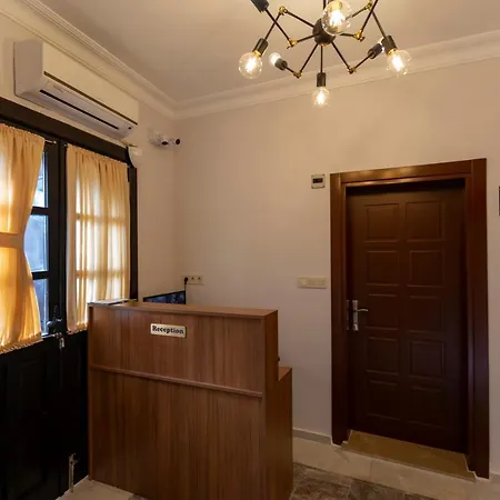 Отель Pera Boutique 2*